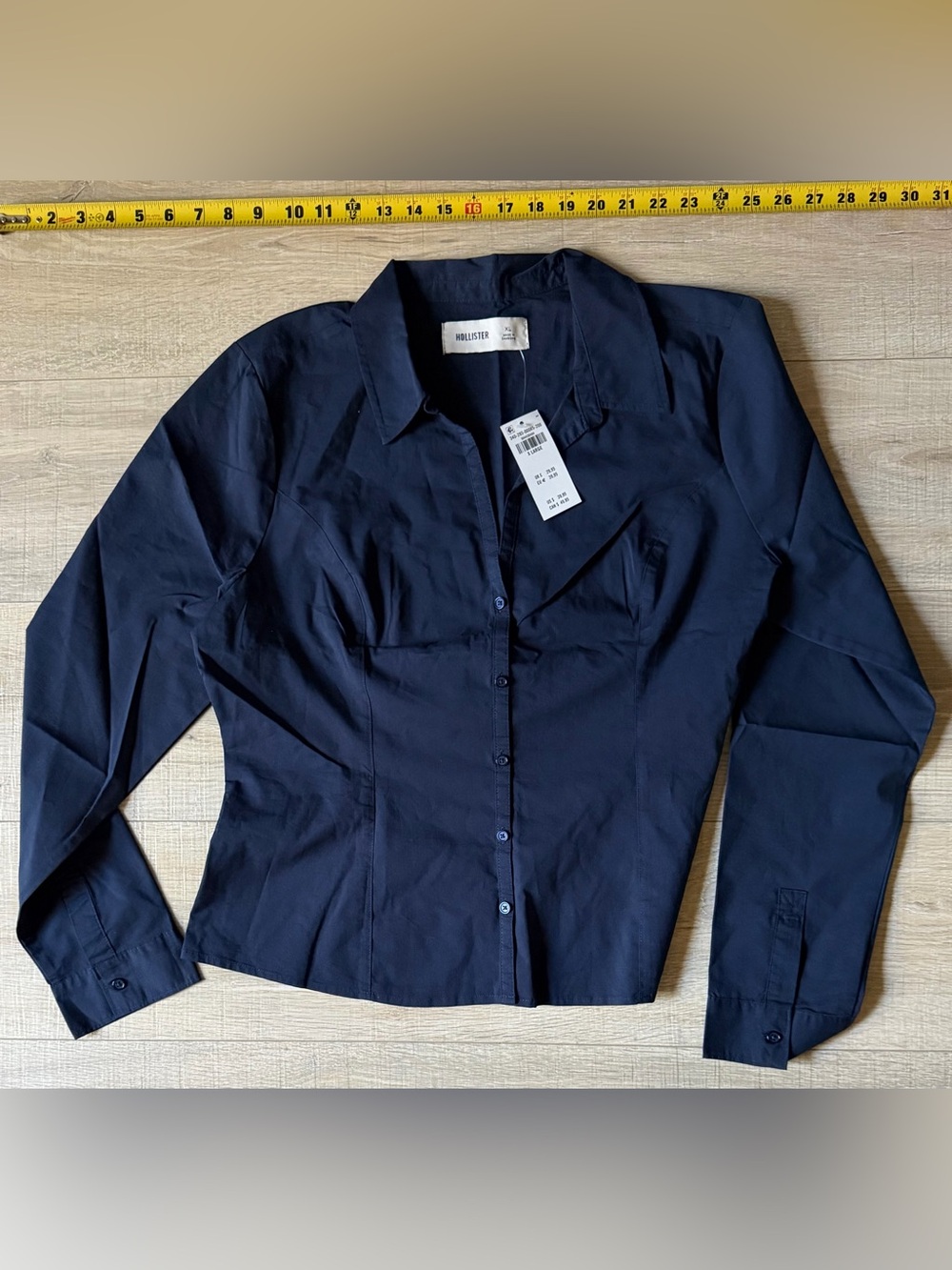 Hollister Women’s Navy Button-Front Long Sleeve Shirt with tags XL